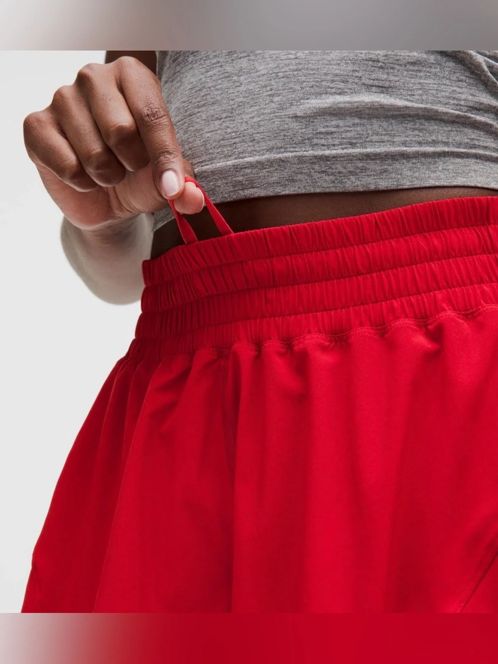 Lululemon Shake it Out Shorts 2.5” Sz Small Oxford Red NWT